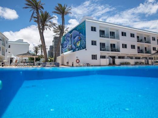 Surfing Colors Aptos