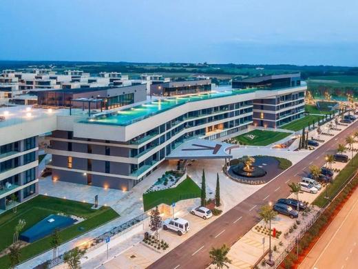 Petram Resort&Residences