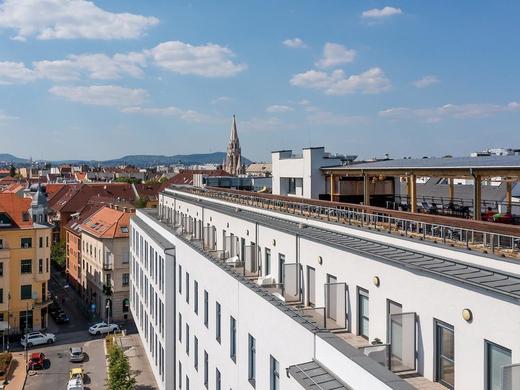 Dean's Home Budapest