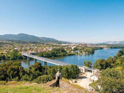 Wandern auf dem Jakobsweg: Camino Portugués ab Tui mit Gepäcktransport & Transfers (Zielflughafen Porto)