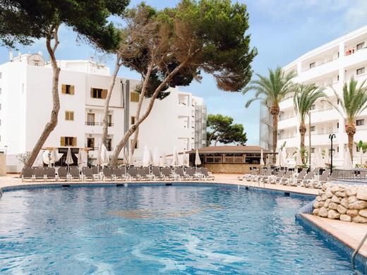 Moon Dreams Coral Beach