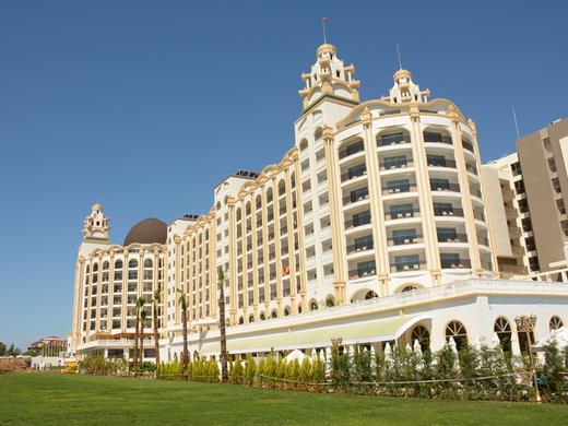 Jadore Deluxe Hotel & Spa