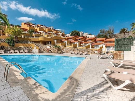 Punta Marina by Livvo