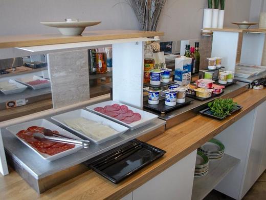 Holiday C. Vista Amadores