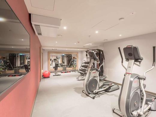 Hampton City Centre East