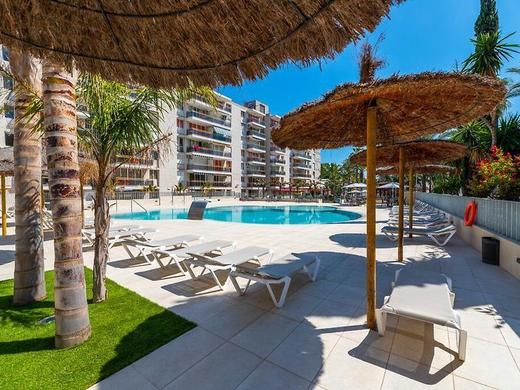 Salou Playa Family Suites by Rentalmar