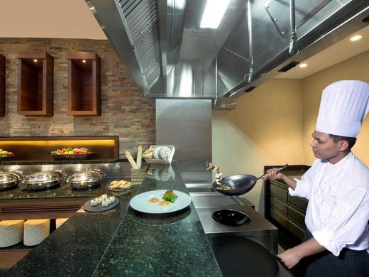 Hilton Garden Inn Dubai Al Muraqabat