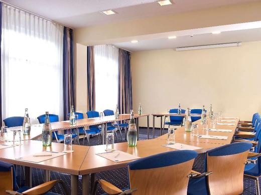 TRYP by Wyndham Aquamarin