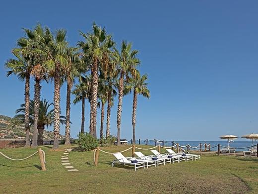 Aregai Marina & Residence