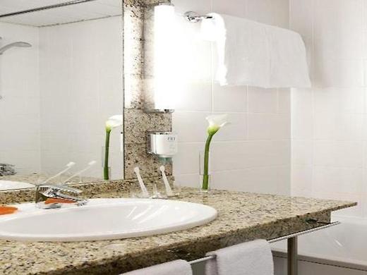 NH Ost Conference Center