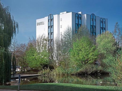 ACHAT Regensburg im Park