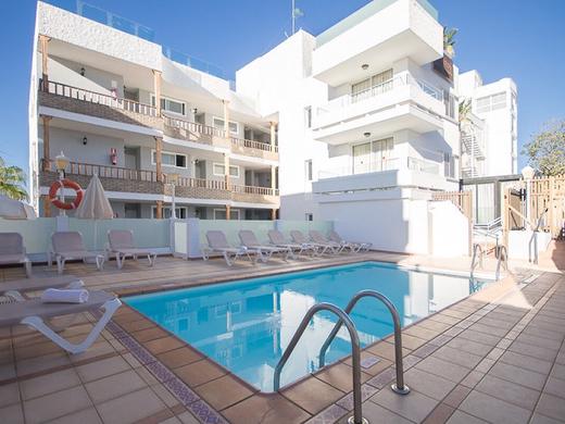 Apartamentos Tarahal