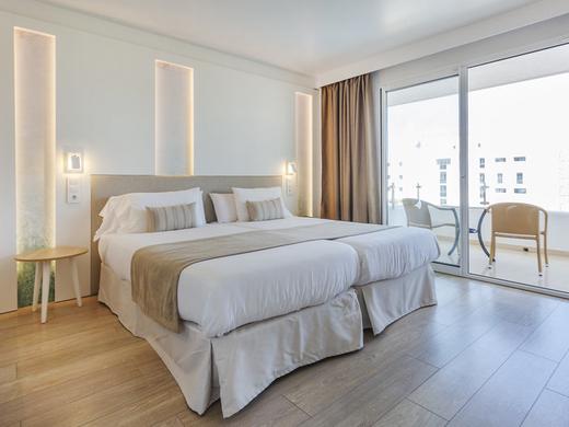 Marins Playa Aparthotel