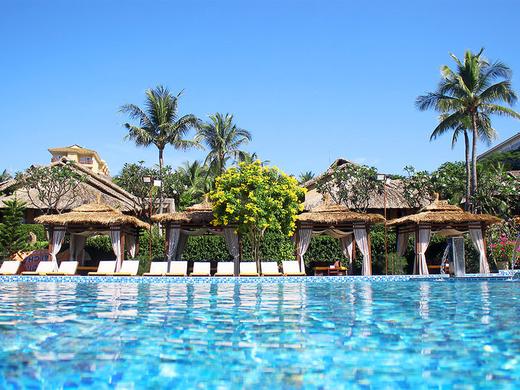 Aroma Beach Resort & Spa