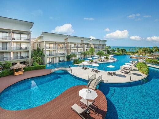 Le Méridien Khao Lak Resort & Spa