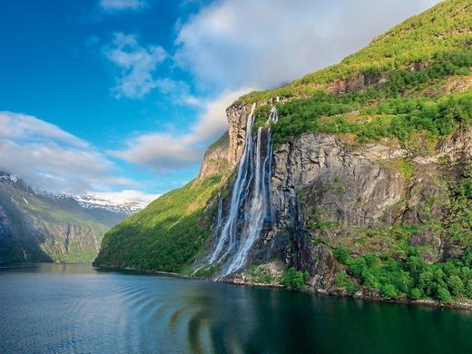 Fjorde, Gletscher und historische Hotels
