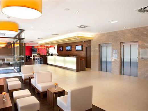 Leonardo Schönbrunn