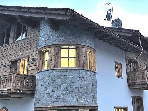 Mountain Chalet Remi