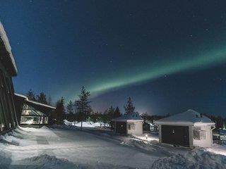 Santa's Igloos Arctic Circle (tt)
