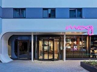 Moxy Hamburg Altona (tt)