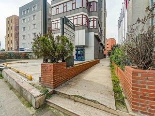 Manu Startup House (tt)