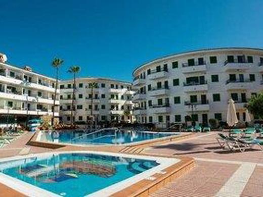 Las Faluas Apartments