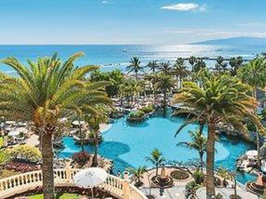 Bahia Del Duque Resort