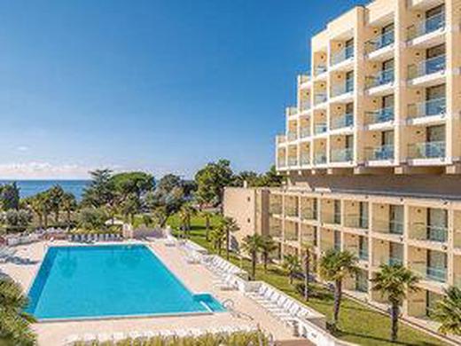 MATERADA Plava Laguna