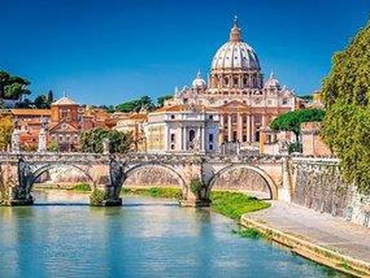 Autotour Classic Italien: Rom und Amalfiküste