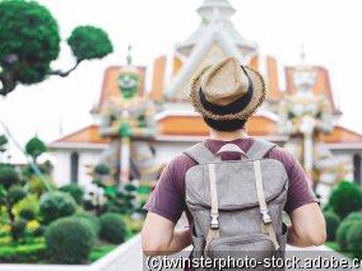 Thailand: Zwischen Goldenen Tempeln und exotischen Märkten