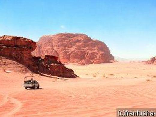 Jordanien: Wo Wüste auf Weltwunder trifft