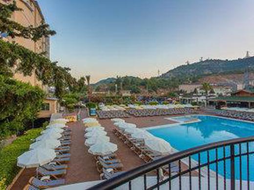 Türkei - Kappadokien: Naturwunder erleben und am Strand entspannen