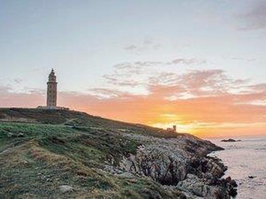 Das grüne Herz Galiciens: Kultur, Natur und Atlantikzauber