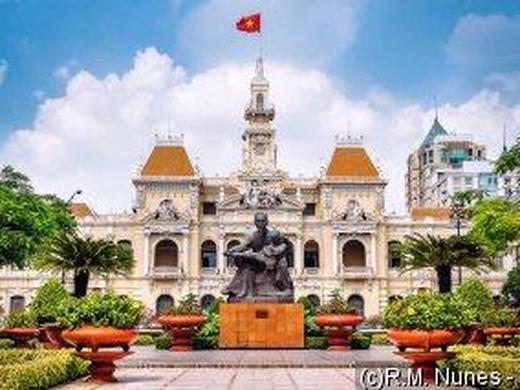 Vietnam & Kambodscha: Von den Tempeln Angkors an die Strände von Phan Thiet