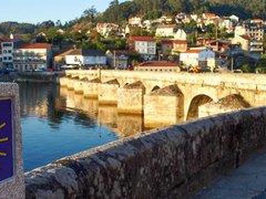 Wandern auf dem Jakobsweg: Camino Portugués mit Guide