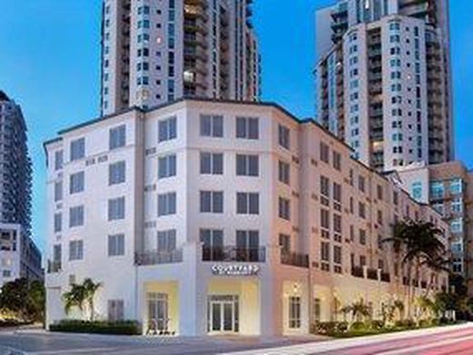 Courtyard by Marriott Miami Dadeland