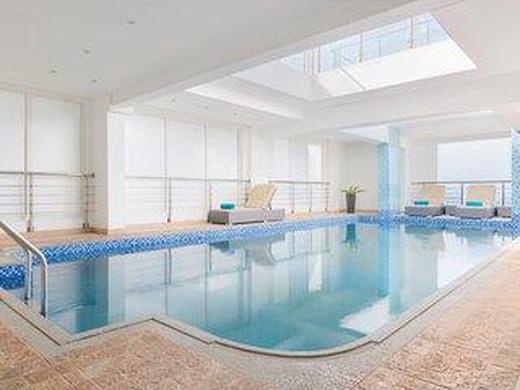 Al Hail Waves Hotel Managed by Centara