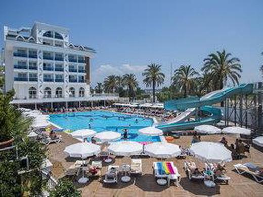 Hotel Palm World Side