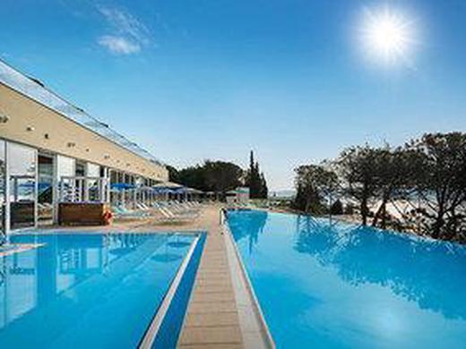 Girandella , Maro Suites