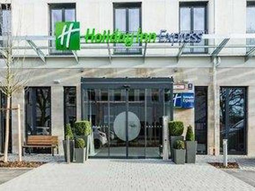 H. I. Express City East