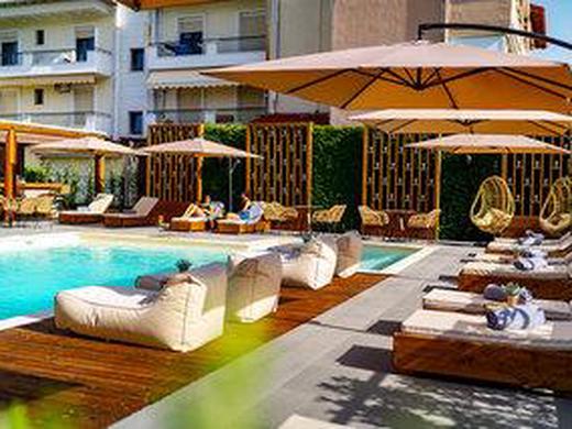 Dafni Plus Hotel