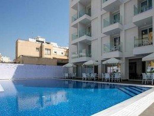 Best Western Plus Larco