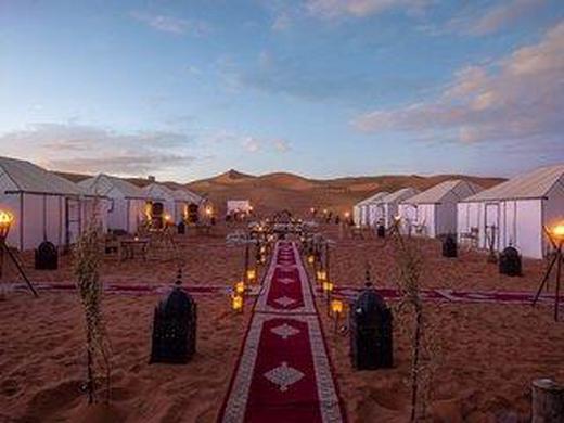 Sanmao Desert Luxury Camp