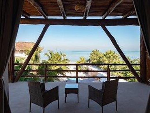 Beachfront Hotel Boutique DK