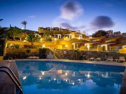 Punta Marina by Livvo