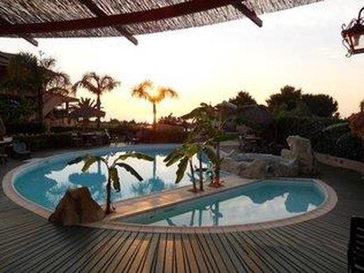 L' Arcobaleno Resort