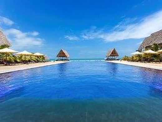 Maalu Maalu Resort & Spa