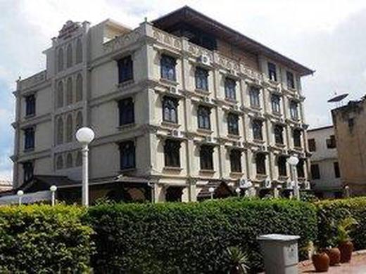 Hotel Golden Tulip Stonetown Boutique